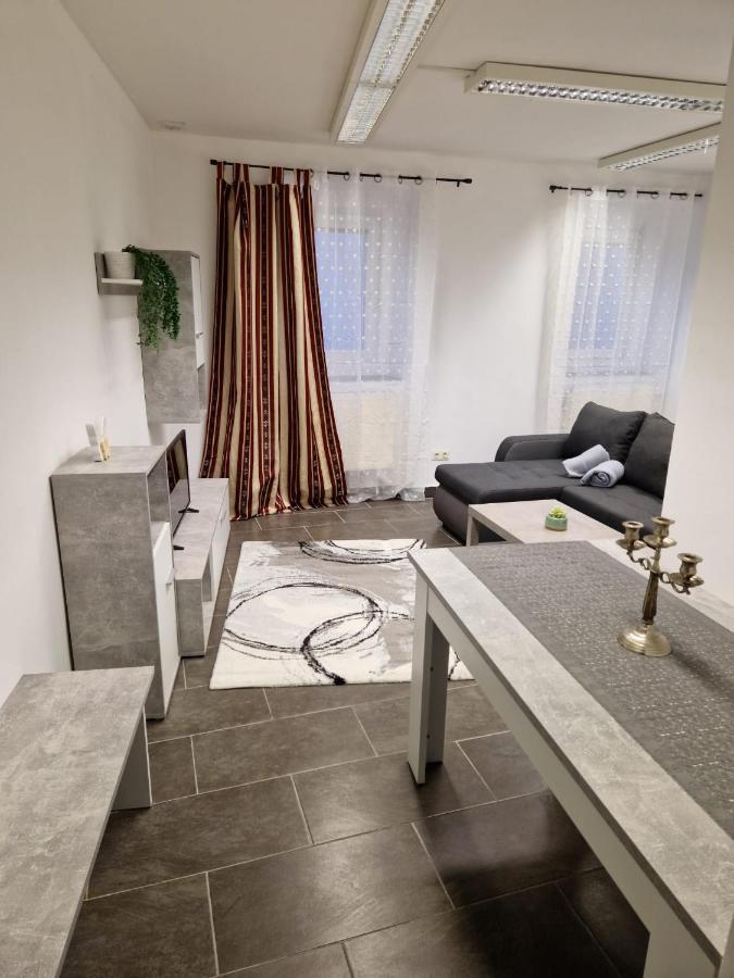 Klosterappartment Modling Buitenkant foto
